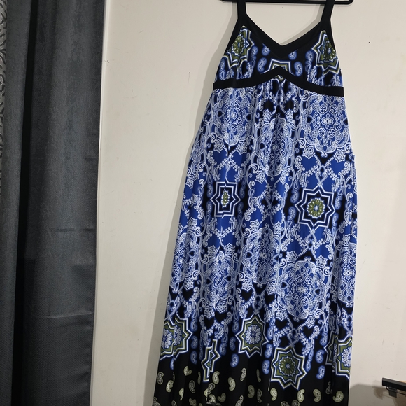 Apt. 9 Blue and Black Patterned Maxi Dress - Picture 2 of 9
